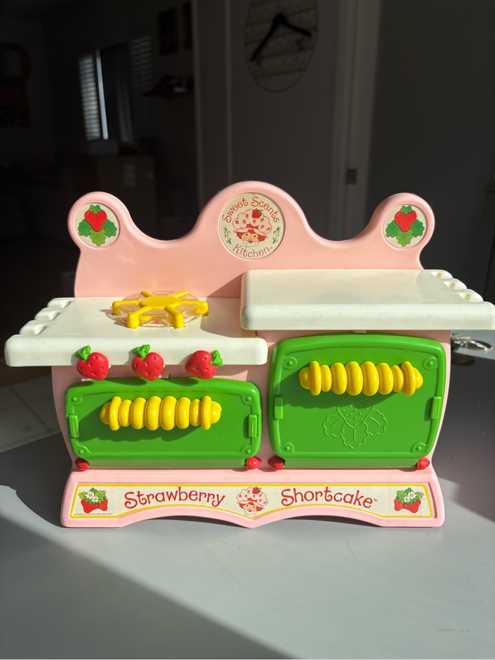 Vintage Strawberry Shortcake Sweet Scents Vintage Kitchen Stove 1980s